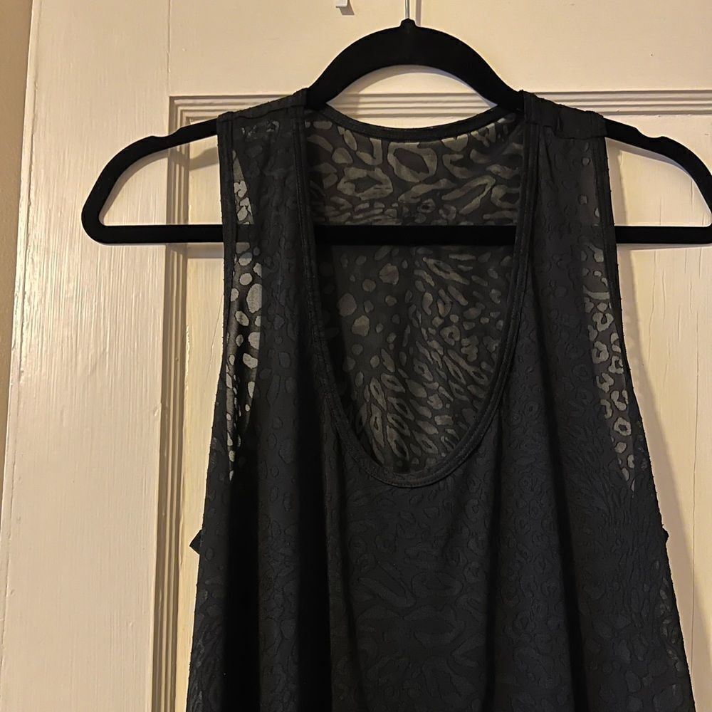 RtA Oversized Black Leopard Tank Size Medium